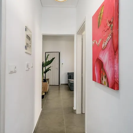 Mirabilia Center * Rethymno